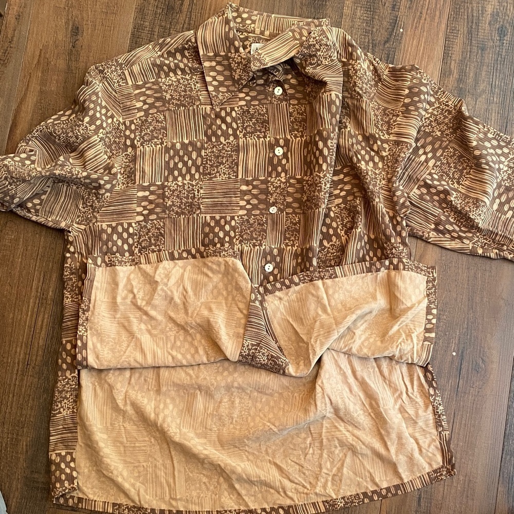 Ann Taylor Brown 100% Silk Patterned Blouse - Picture 9 of 9